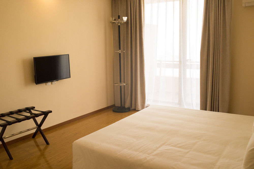 Bintumani Hotel Фритаун Экстерьер фото