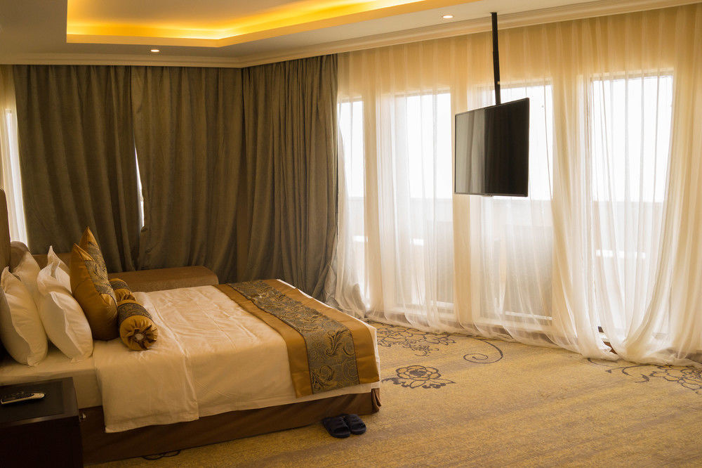 Bintumani Hotel Фритаун Экстерьер фото