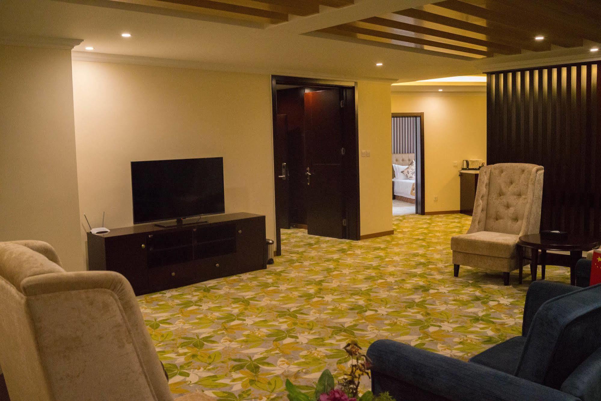 Bintumani Hotel Фритаун Экстерьер фото