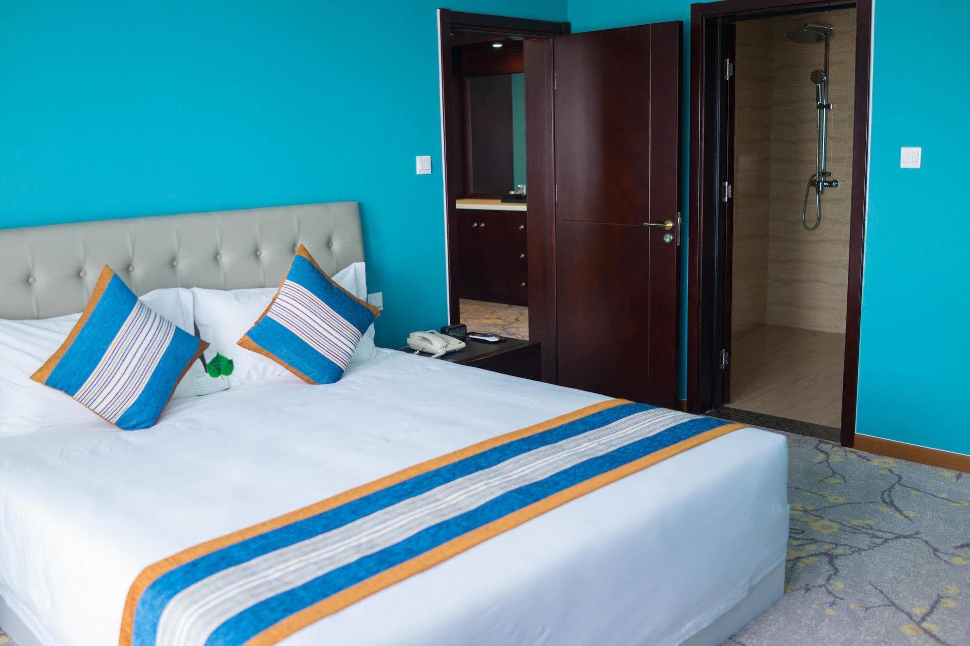 Bintumani Hotel Фритаун Экстерьер фото